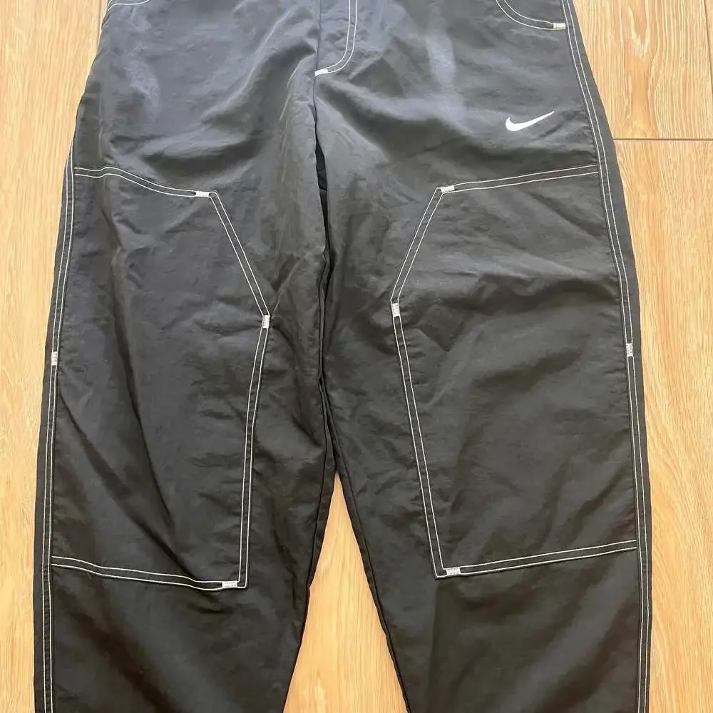 Nike Sportswear Swoosh Woven High-Rise Track Pants with Contrast Stitching